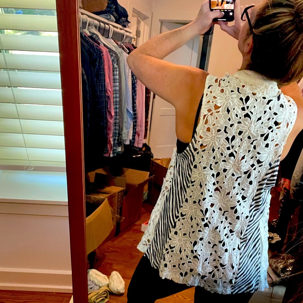 Fun lace navy and white stripped vest